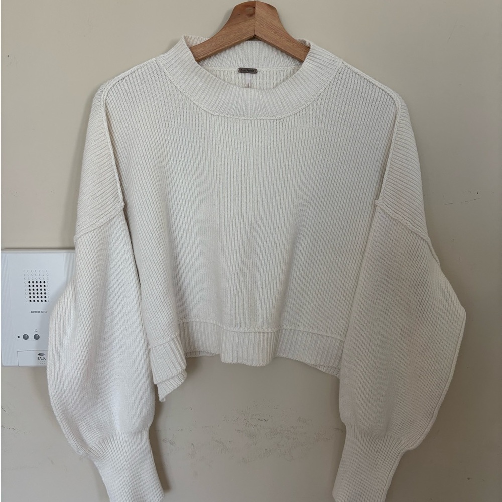 Free People Cream Crew Neck Cropped Sweater